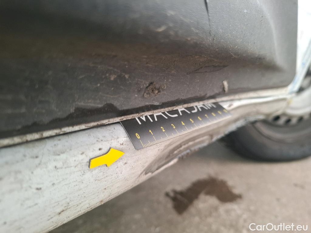  Renault  Kangoo RENAULT  / 2021 / 4P / Fourgonnette Extra - Blue dCi95 Sésame Ouvre Toi #64