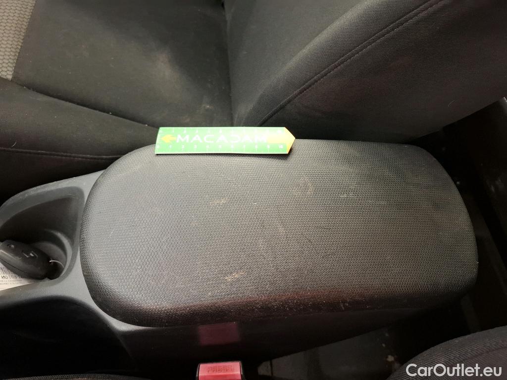  Renault  Kangoo  Express Maxi Extra (Série Spéciale) - Cab. Appr. 1.5 dCi 110CV BVM6 E6 #79