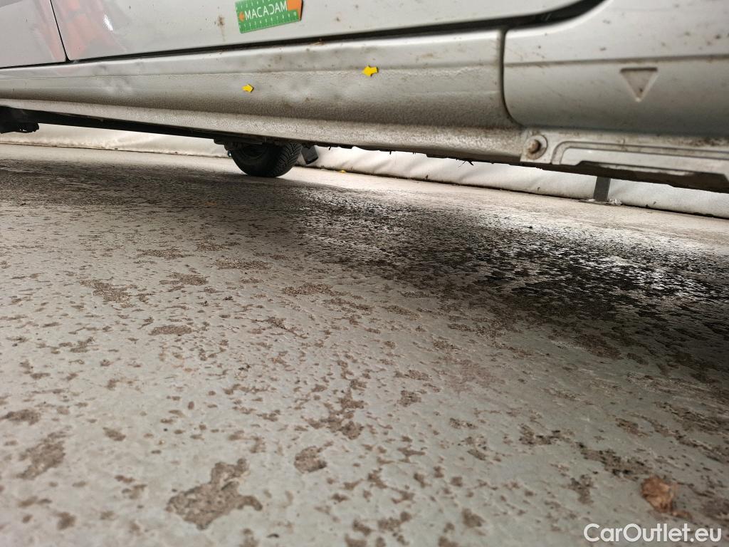  Renault  Kangoo  Express Maxi Extra (Série Spéciale) - Cab. Appr. 1.5 dCi 110CV BVM6 E6 #12