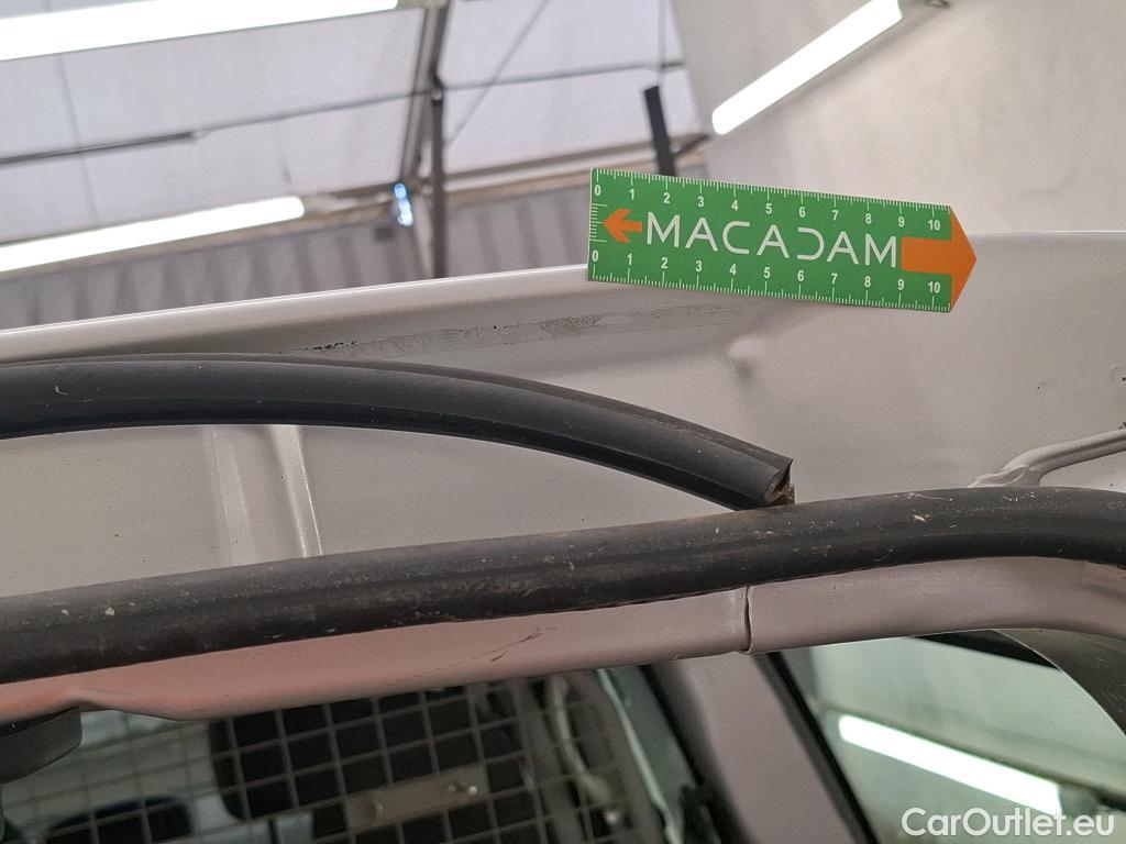  Renault  Kangoo  Express Maxi Extra (Série Spéciale) - Cab. Appr. 1.5 dCi 110CV BVM6 E6 #27