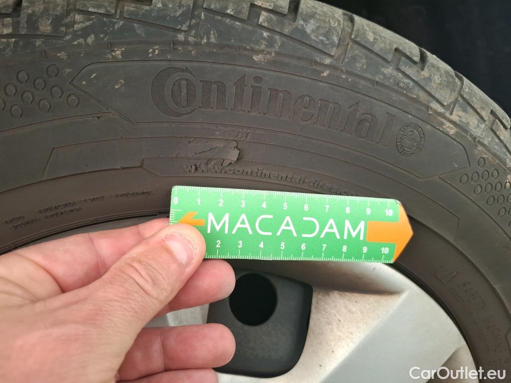  Renault  Kangoo  II Express Maxi Extra (Série Spéciale) 1.5 dCi 95CV BVM6 E6dT #63