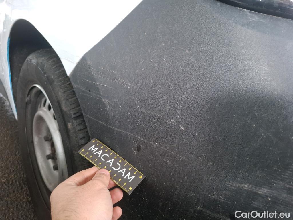  Renault  Kangoo RENAULT  / 2021 / 4P / Fourgonnette Extra - Blue dCi95 Sésame Ouvre Toi #145