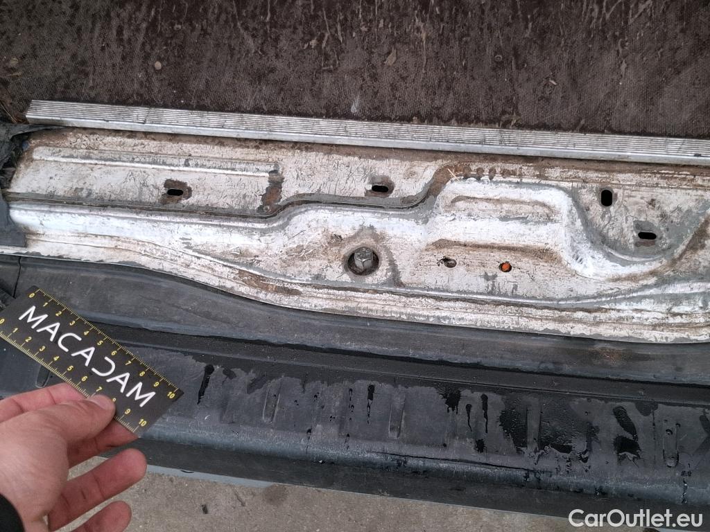  Renault  Kangoo RENAULT  / 2021 / 4P / Fourgonnette Extra - Blue dCi95 Sésame Ouvre Toi #102