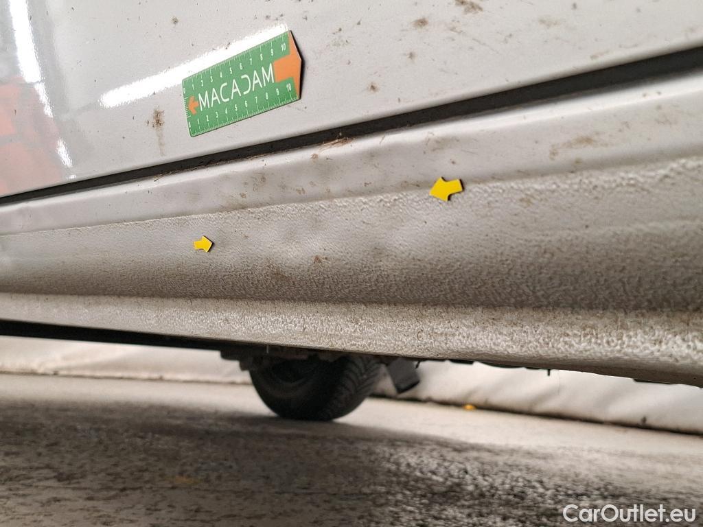  Renault  Kangoo  Express Maxi Extra (Série Spéciale) - Cab. Appr. 1.5 dCi 110CV BVM6 E6 #13