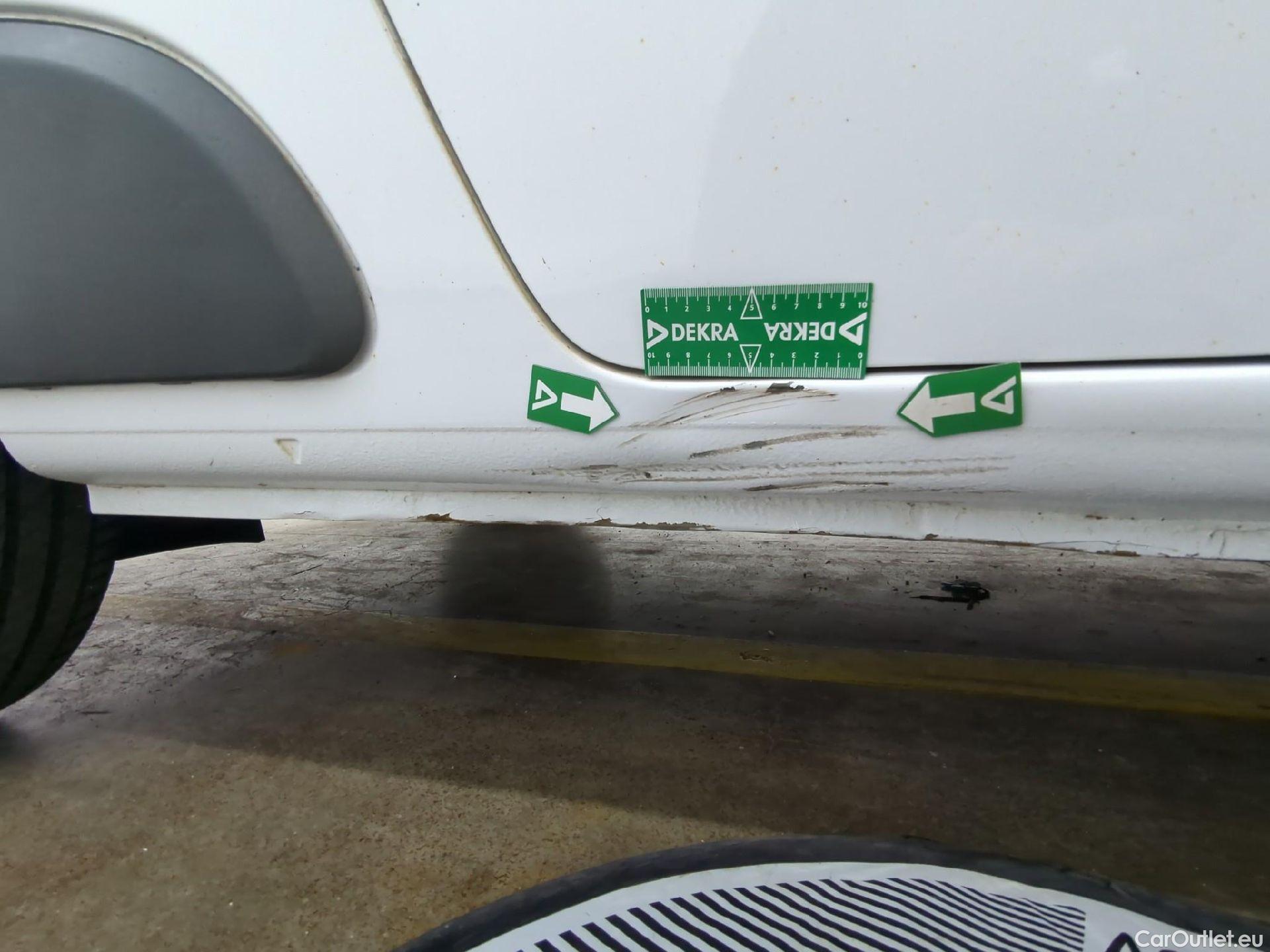  Renault  Kangoo  Express Maxi Extra (Série Spéciale) 1.5 dCi 90CV BVM5 E6 #33