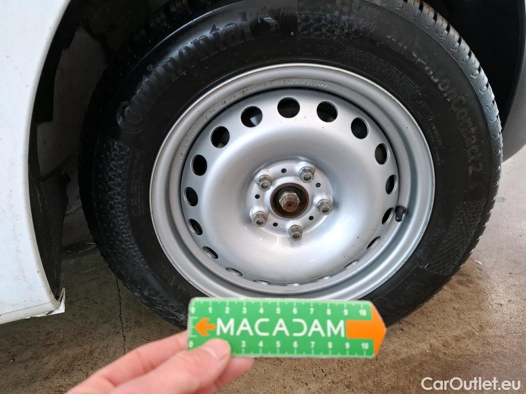  Renault  Kangoo  Express Extra (Série Spéciale) 1.5 dCi 75CV BVM5 E6 #51