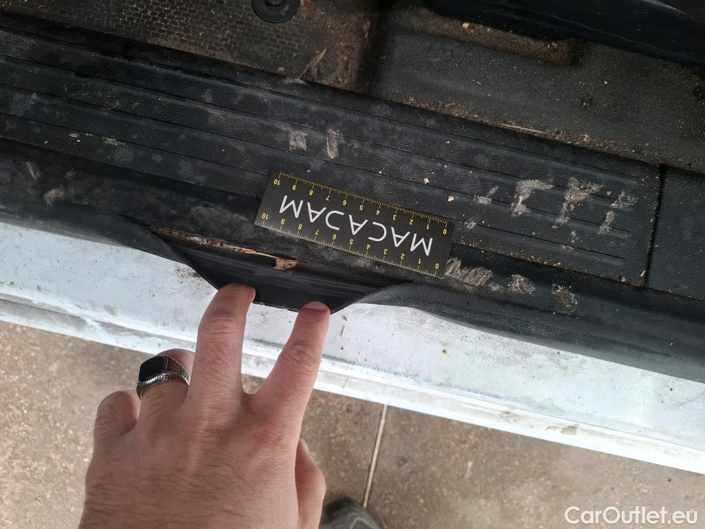  Renault  Kangoo RENAULT  / 2021 / 4P / Fourgonnette Extra - Blue dCi95 Sésame Ouvre Toi #95