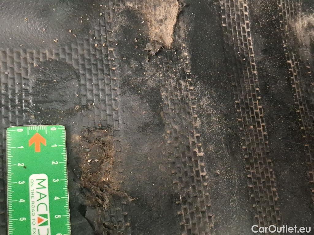  Renault  EXPRESS RENAULT  / 2021 / 4P / Fourgonnette Confort - Blue dCi 95-22 #21