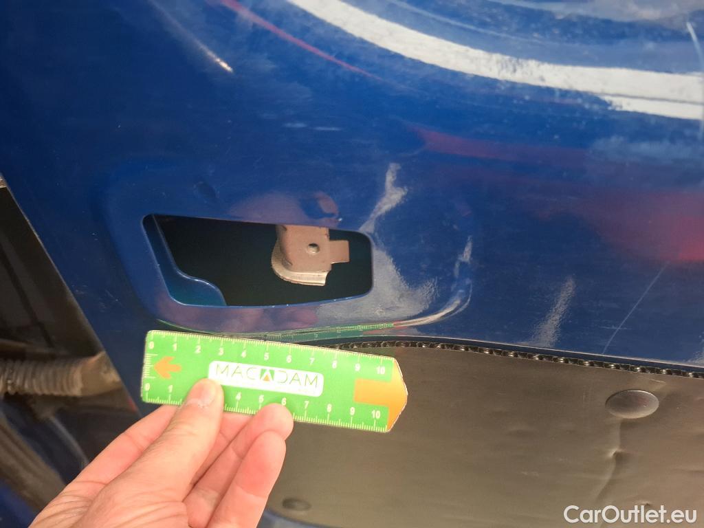  Renault  EXPRESS RENAULT  / 2021 / 4P / Fourgonnette Confort - Blue dCi 95-22 #25