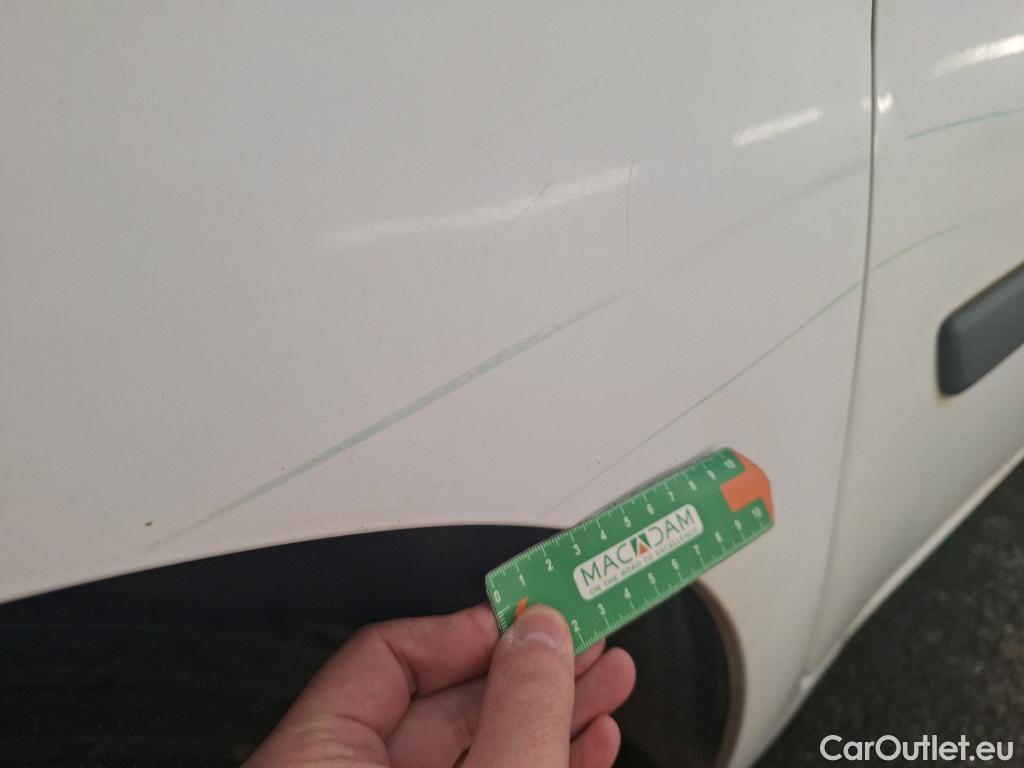  Renault  Kangoo  Express Maxi Grand Confort - Cab. Appr. 1.5 dCi 90CV BVM5 E6 #13