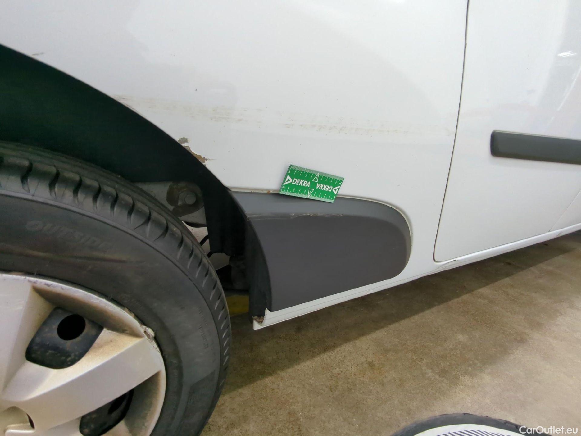  Renault  Kangoo  Express Maxi Extra (Série Spéciale) 1.5 dCi 90CV BVM5 E6 #37