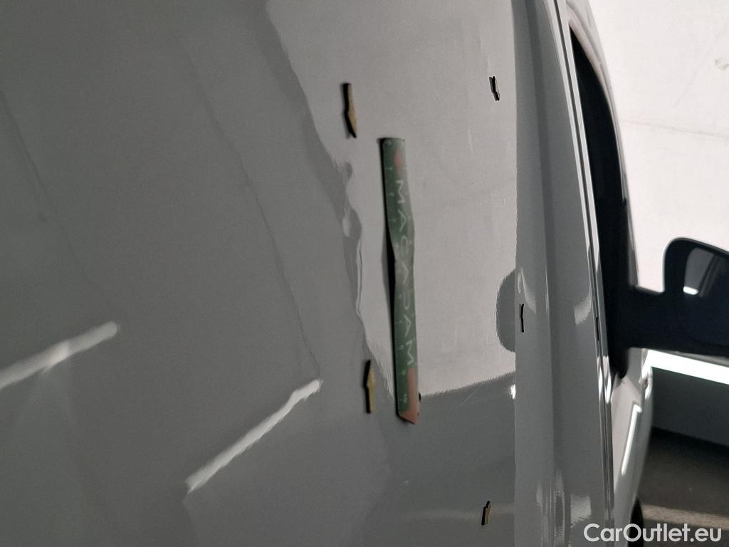  Renault  Kangoo  II Express Maxi Extra (Série Spéciale) 1.5 dCi 95CV BVM6 E6dT #84