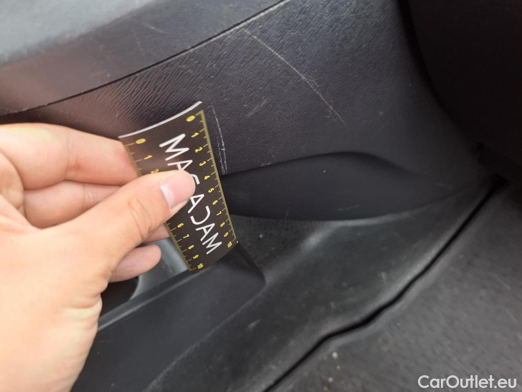  Renault  Kangoo  Express Maxi Extra (Série Spéciale) 1.5 dCi 90CV BVM5 E6 #26