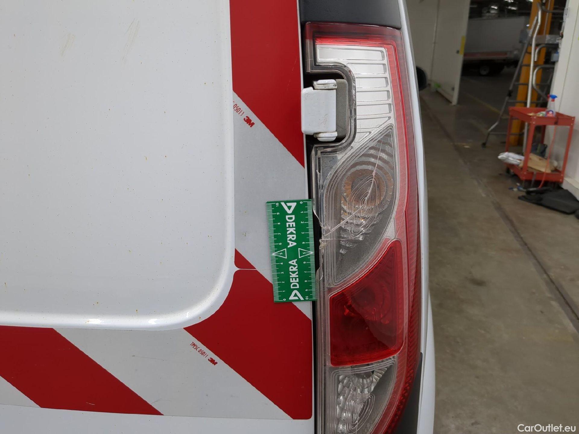  Renault  Kangoo  Express Maxi Extra (Série Spéciale) 1.5 dCi 90CV BVM5 E6 #25