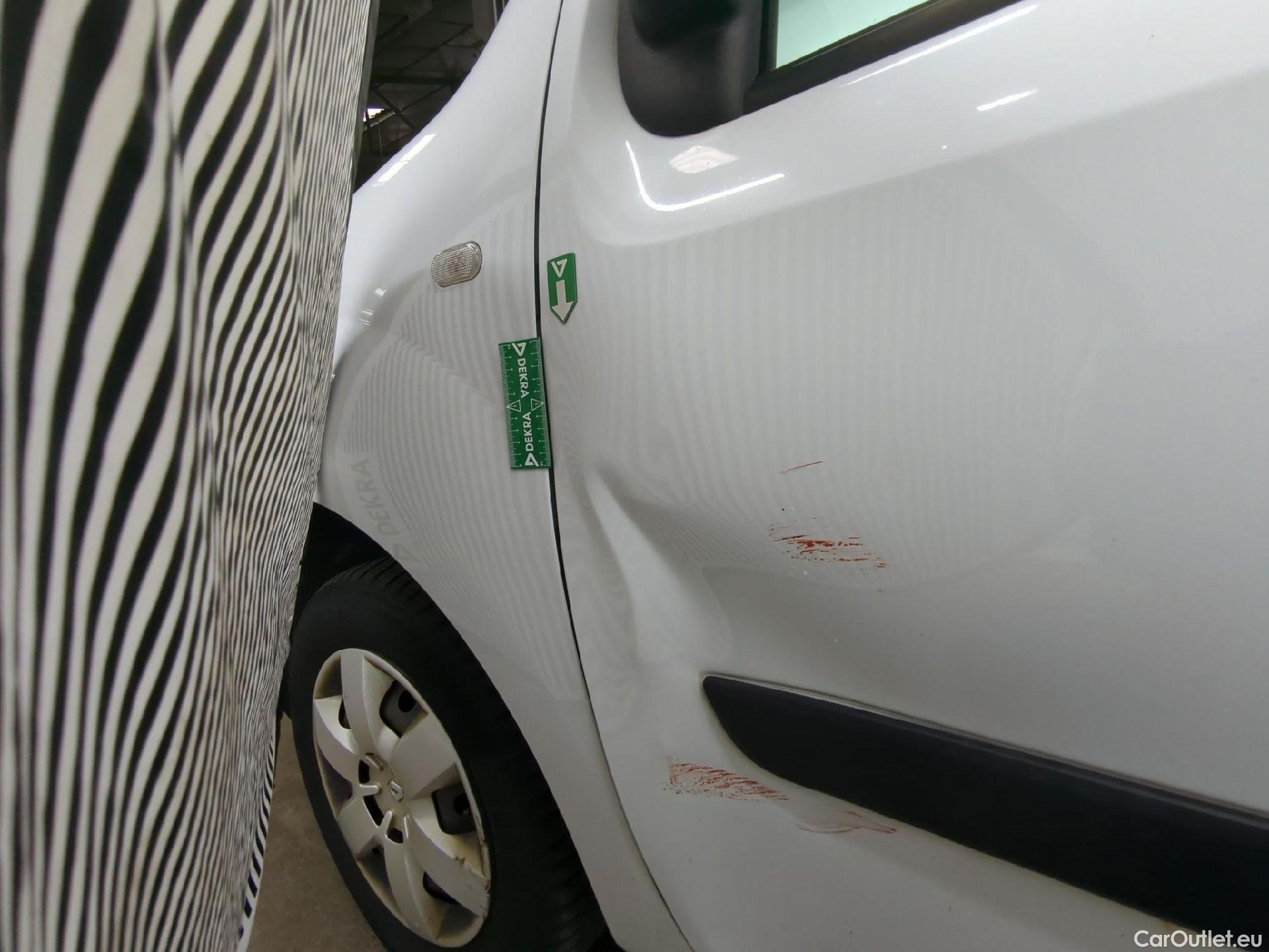  Renault  Kangoo  Express Maxi Extra (Série Spéciale) 1.5 dCi 90CV BVM5 E6 #11