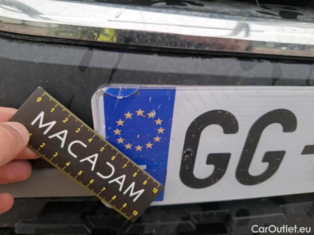  Renault  Kangoo RENAULT  / 2021 / 4P / Fourgonnette Extra - Blue dCi95 Sésame Ouvre Toi #131