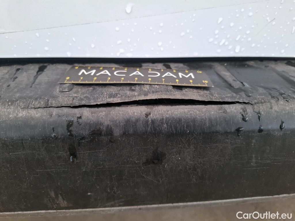  Renault  Kangoo RENAULT  / 2021 / 4P / Fourgonnette Extra - Blue dCi95 Sésame Ouvre Toi #39