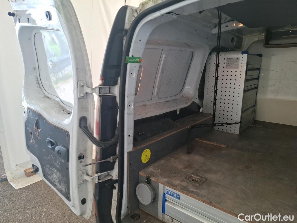  Renault  Kangoo  II Express Maxi Extra (Série Spéciale) 1.5 dCi 95CV BVM6 E6dT #48