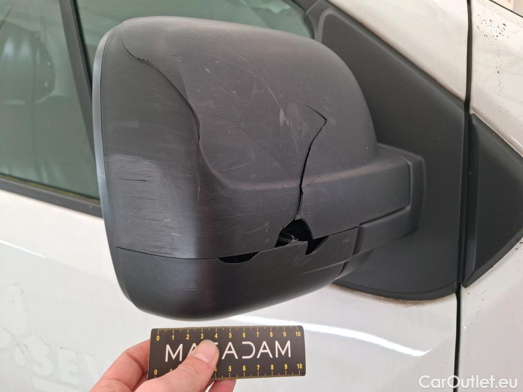  Renault  Trafic  Furgon Grand Confort L1H1 1200 1.6 dCi 125CV BVM6 E6 #16