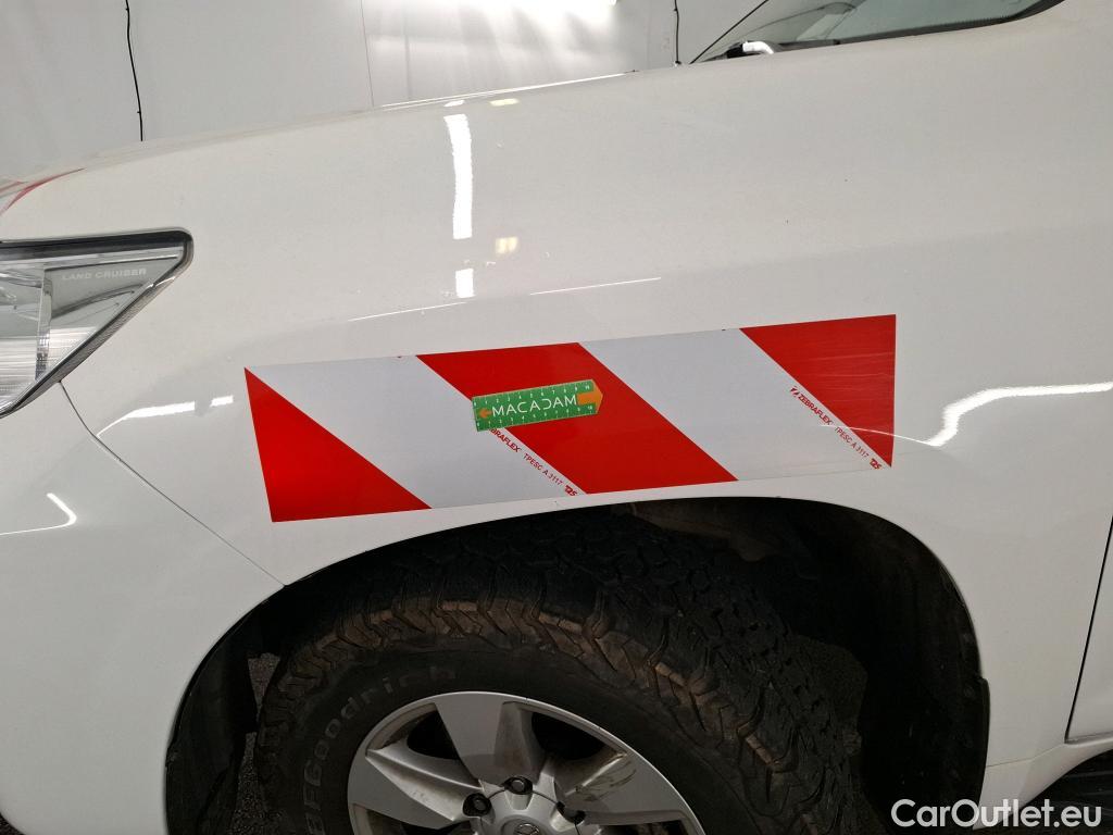  Toyota  Land Cruiser TOYOTA Landcruiser / 2017 / 3P / SUV 204 D-4D Life / TRANSFO VP VF #123