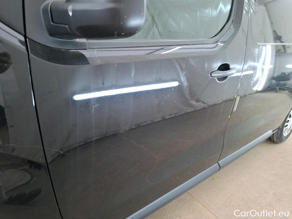  Toyota  Proace TOYOTA  / 2016 / 4P / Fourgon tôlé 1.5 D MEDIUM 120 D-4D BUSINESS #4