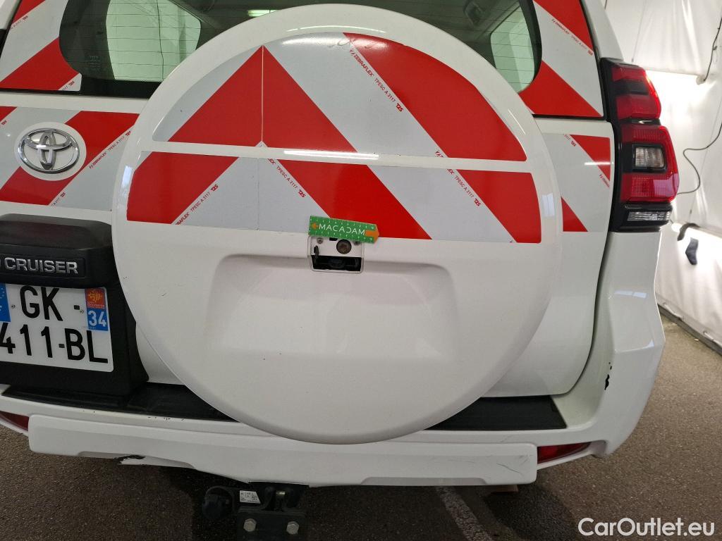  Toyota  Land Cruiser TOYOTA Landcruiser / 2017 / 3P / SUV 204 D-4D Life / TRANSFO VP VF #103