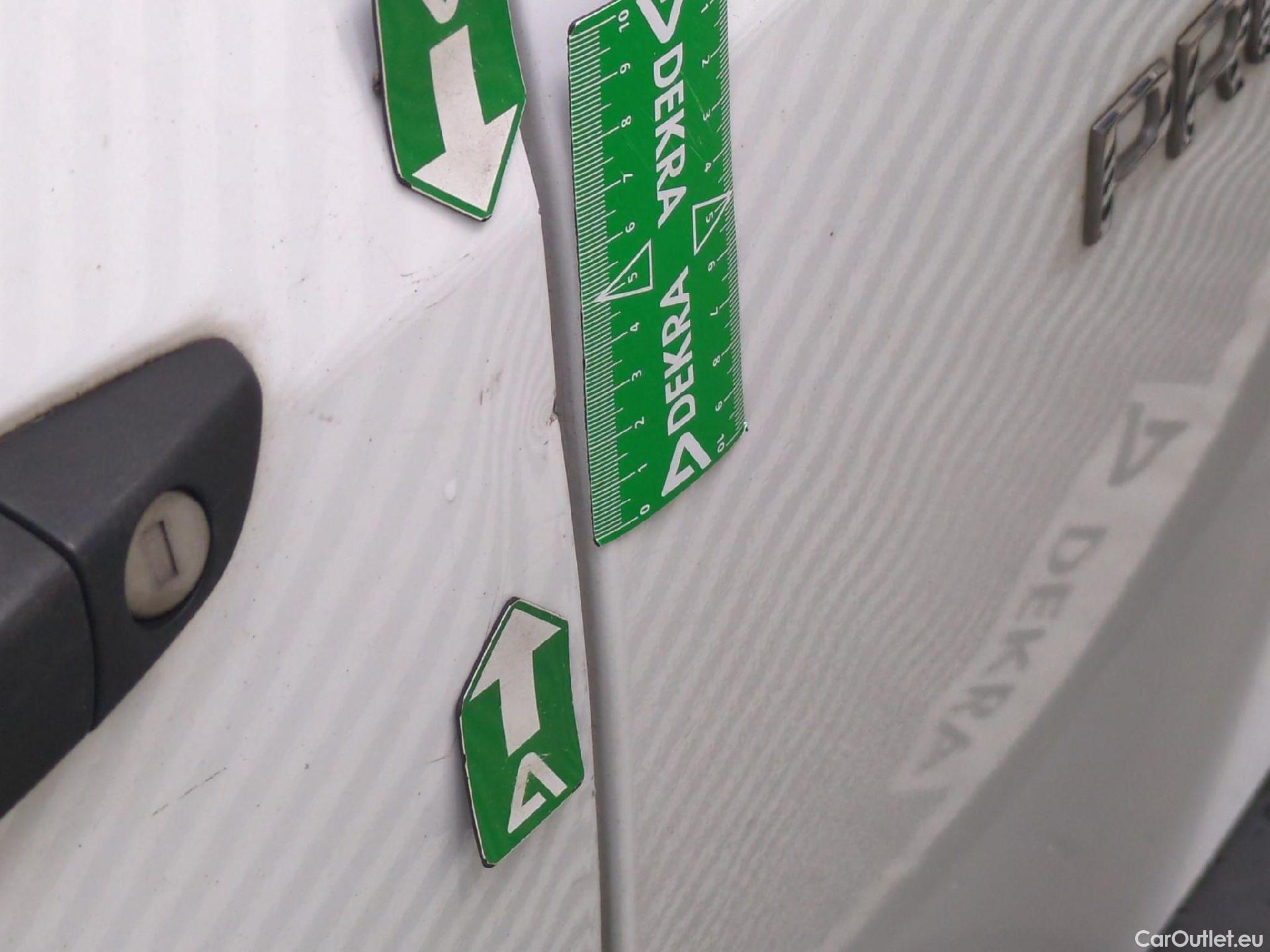  Toyota  Proace TOYOTA  City / 2019 / 4P / Fourgonnette 1.5 Medium 100 D-4D Business #38