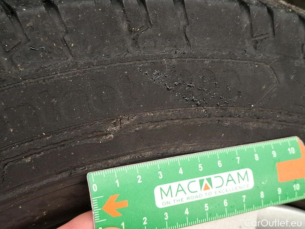  Renault  Trafic  III Combi L1H1 2 8t (8/9 Sièges) Zen 1.6 dCi 120CV BVM6 9 Sieges E5 #22