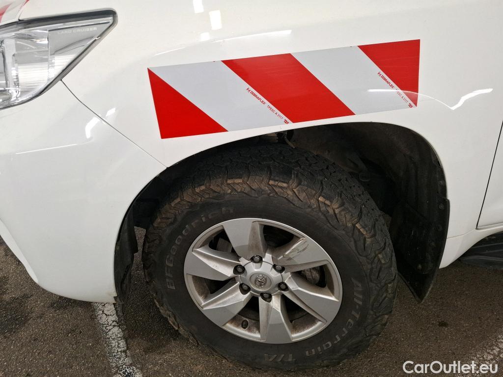  Toyota  Land Cruiser TOYOTA Landcruiser / 2017 / 3P / SUV 204 D-4D Life / TRANSFO VP VF #142