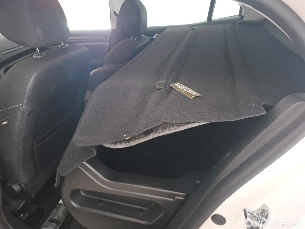  Renault  Megane  IV Berline 5pt. Business 1.5 dCi 115CV BVM6 E6dT / TRANSFO VP VF #16