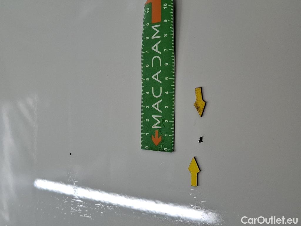  Renault  Trafic RENAULT  / 2014 / 4P / Fourgon tôlé FG GCF L1H1 1000 dCi 95 E6 #24