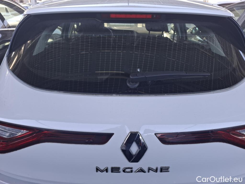  Renault  Megane  IV Berline 5pt. Société Air Nav 1.5 dCi 90CV BVM6 E6 / TRANSFO VP VF #34