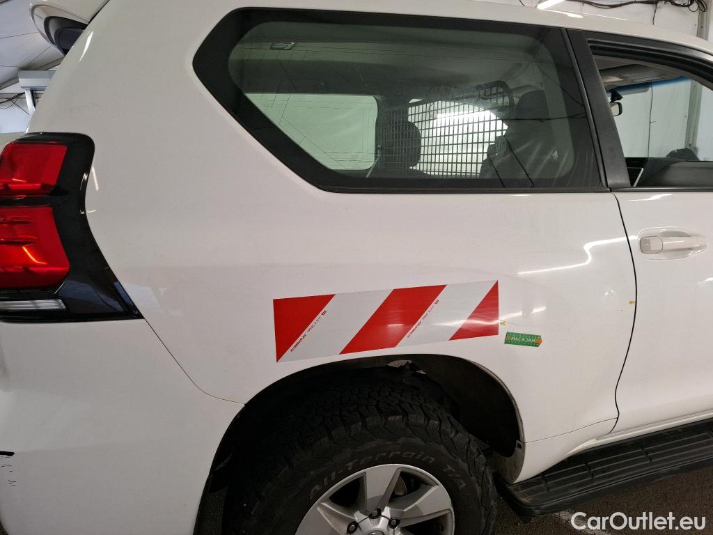  Toyota  Land Cruiser TOYOTA Landcruiser / 2017 / 3P / SUV 204 D-4D Life / TRANSFO VP VF #115