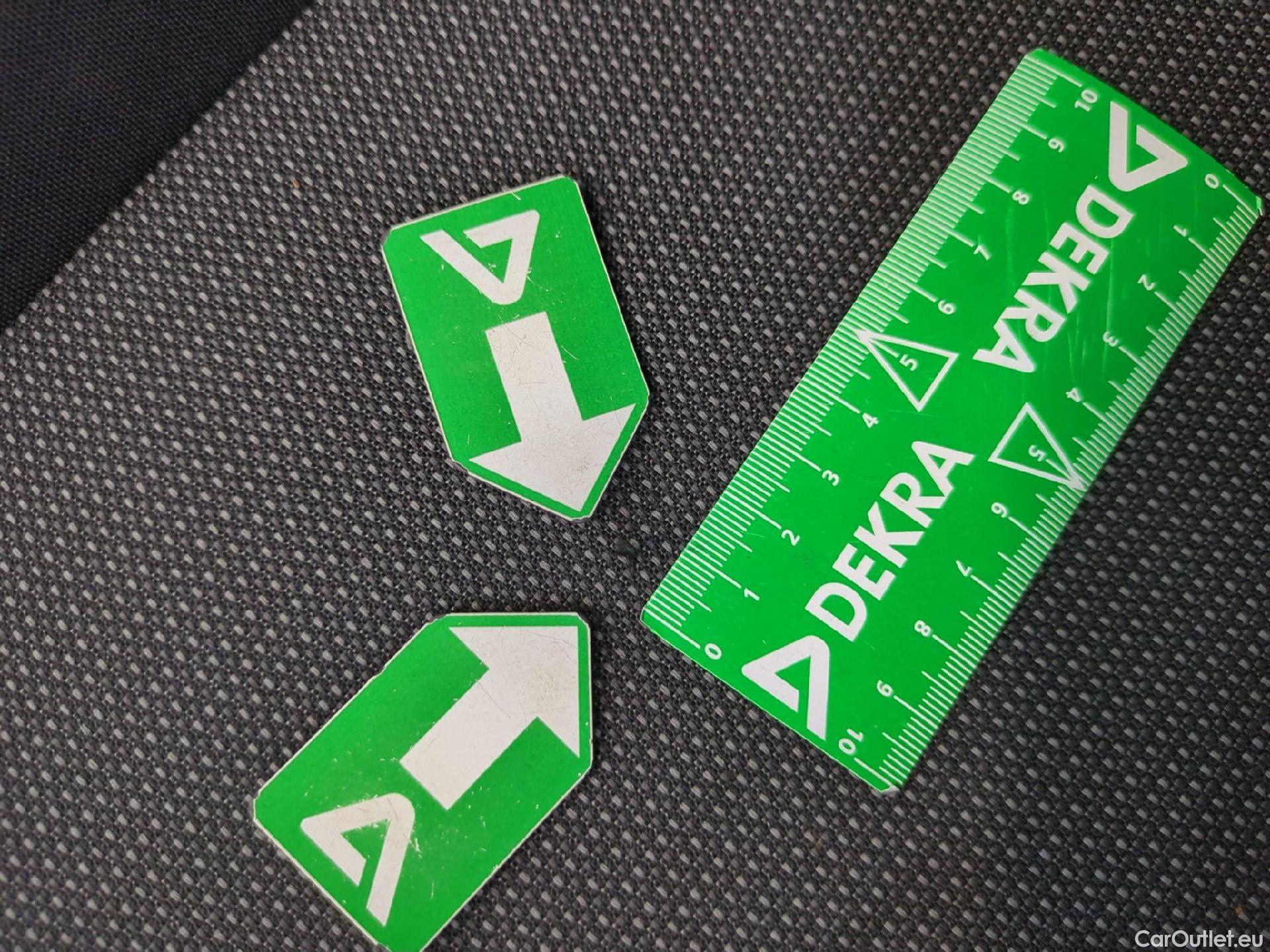  Toyota  Proace TOYOTA  City / 2019 / 4P / Fourgonnette 1.5 Medium 100 D-4D Business #2