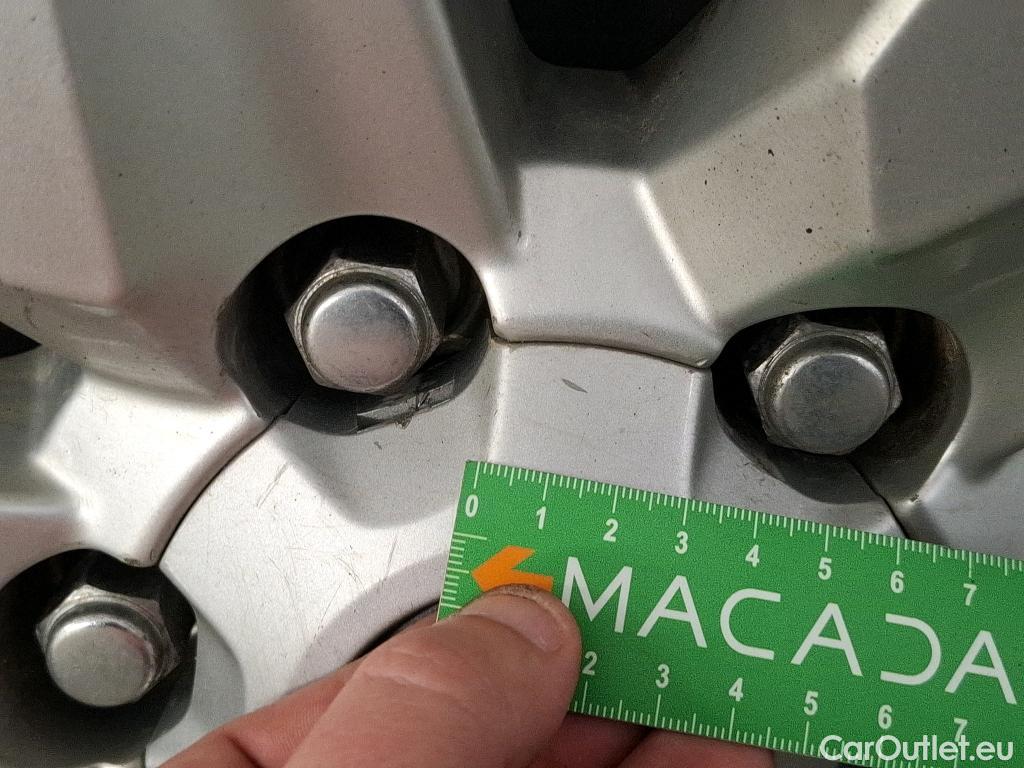  Toyota  Land Cruiser TOYOTA Landcruiser / 2017 / 3P / SUV 204 D-4D Life / TRANSFO VP VF #133