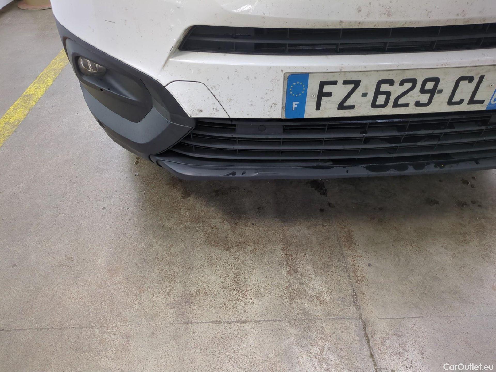  Toyota  Proace TOYOTA  City / 2019 / 4P / Fourgonnette 1.5 Medium 100 D-4D Business #27