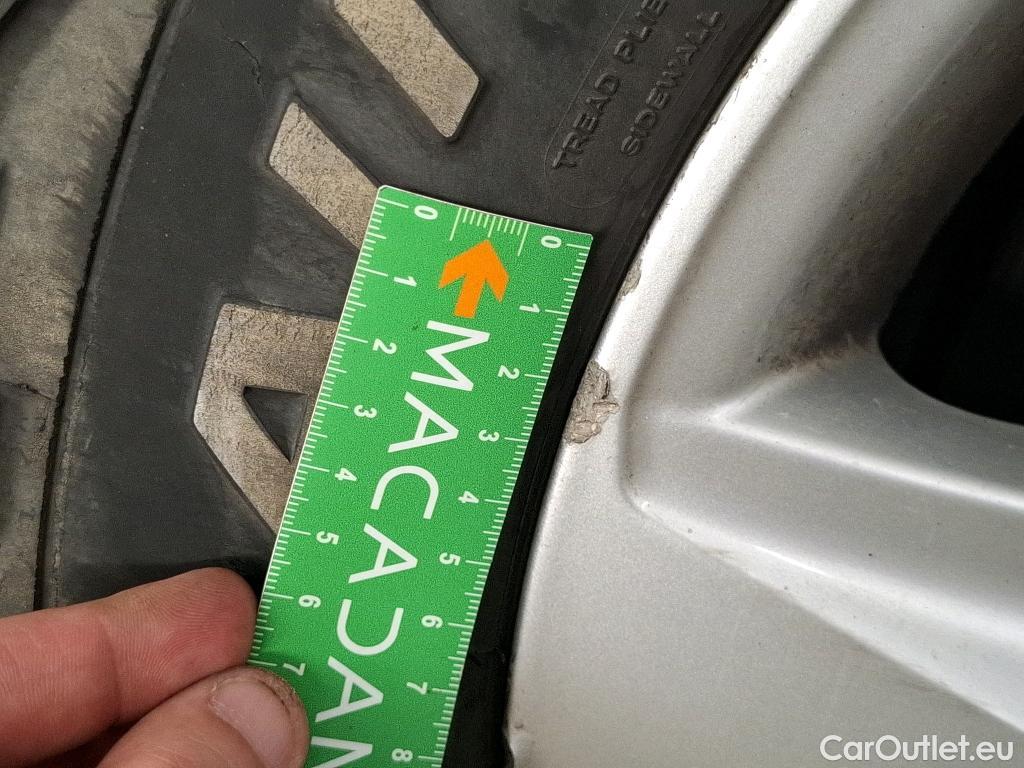  Toyota  Land Cruiser TOYOTA Landcruiser / 2017 / 3P / SUV 204 D-4D Life / TRANSFO VP VF #137