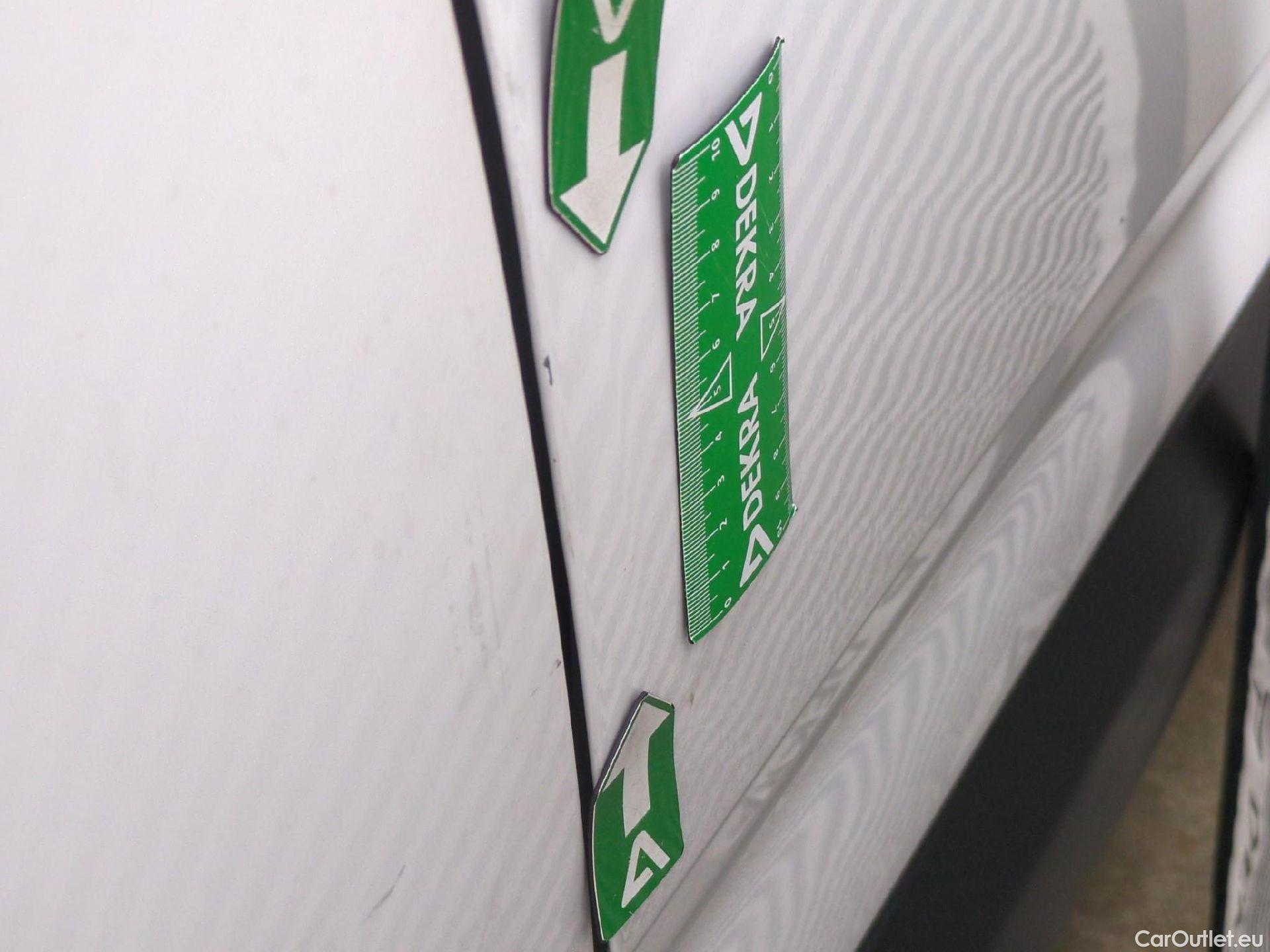  Toyota  Proace TOYOTA  City / 2019 / 4P / Fourgonnette 1.5 Medium 100 D-4D Business #25