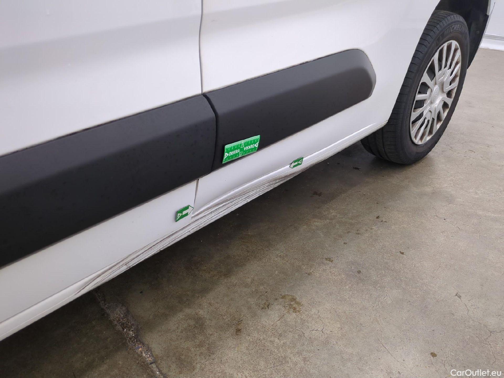  Toyota  Proace TOYOTA  City / 2019 / 4P / Fourgonnette 1.5 Medium 100 D-4D Business #35