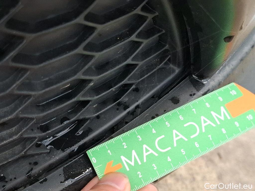  Renault  Trafic RENAULT  / 2014 / 4P / Fourgon tôlé FG GCF L1H1 1000 dCi 95 E6 #37