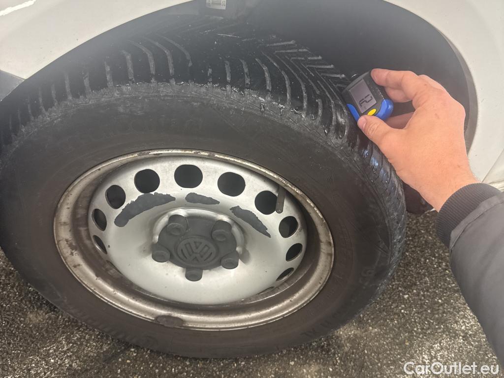  Volkswagen  Caddy VOLKSWAGEN  Van / 2015 / 4P / Fourgonnette 2.0 TDI 75 Business Line #1