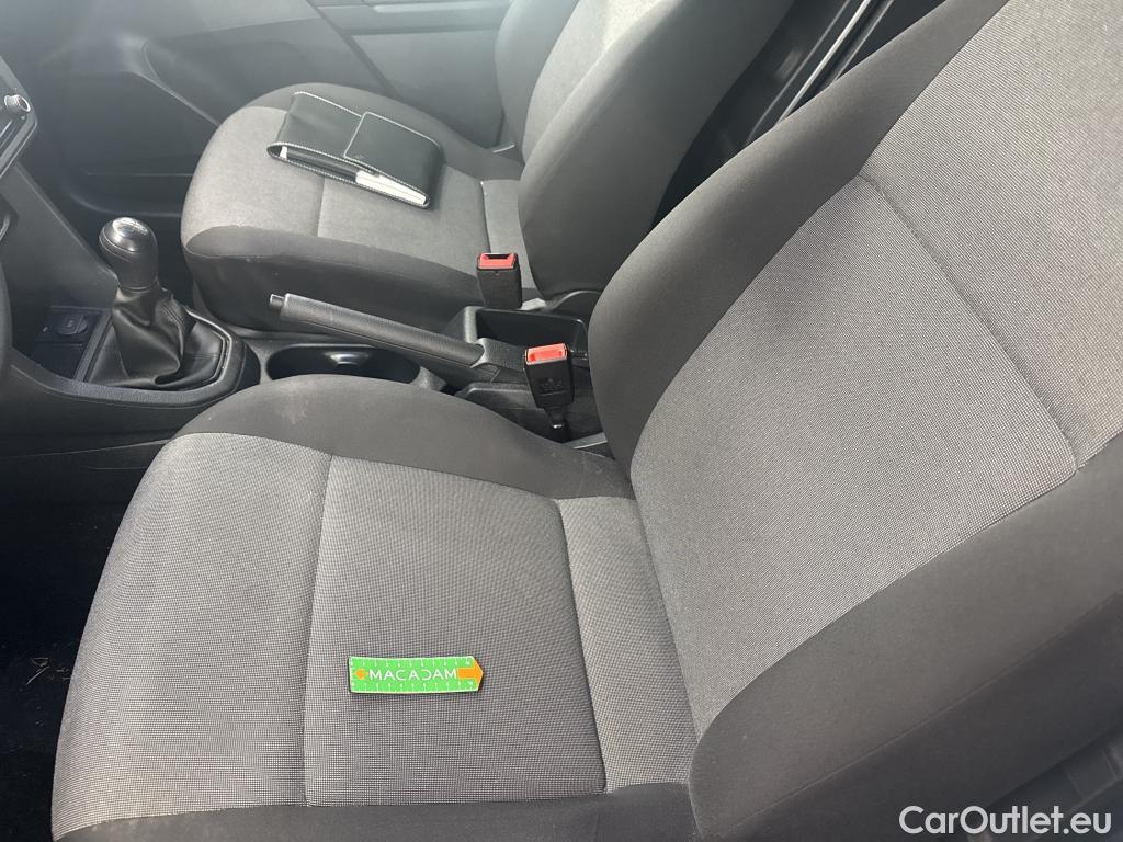  Volkswagen  Caddy VOLKSWAGEN  Van / 2015 / 4P / Fourgonnette 2.0 TDI 75 Business Line #5