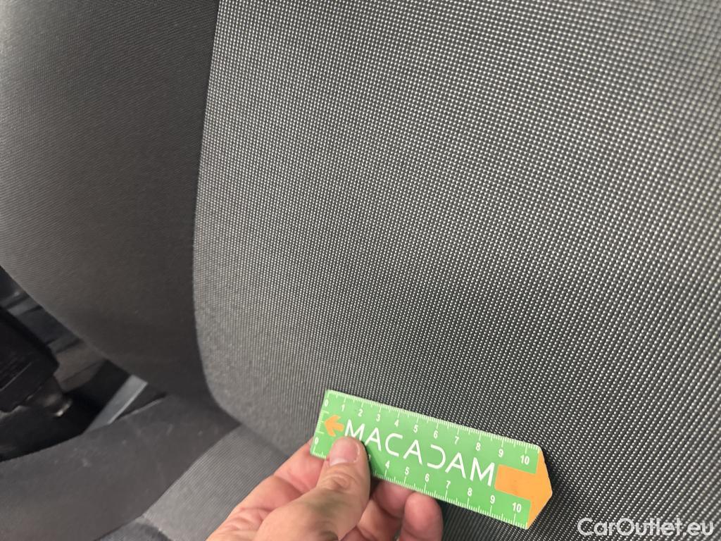  Volkswagen  Caddy VOLKSWAGEN  Van / 2015 / 4P / Fourgonnette 2.0 TDI 75 Business Line #8