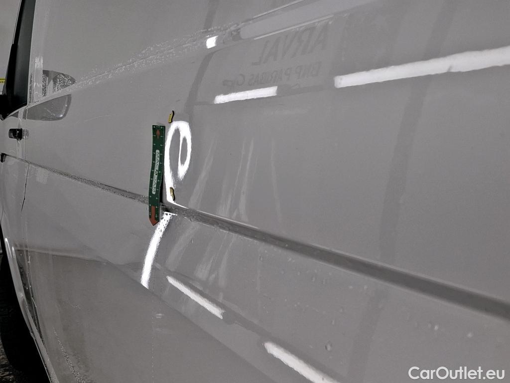  Volkswagen  Transporter VOLKSWAGEN  VU 4p Fourgon 2.0 TDi 102 L1H1 Business Line #9