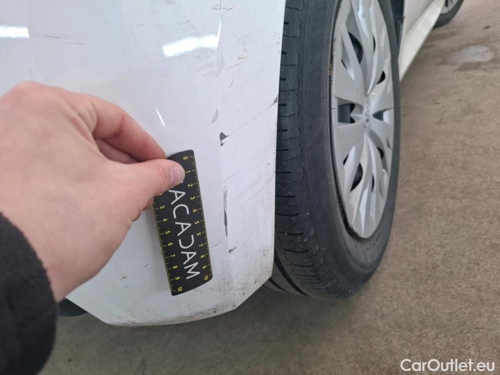  Toyota  Yaris TOYOTA  Hybride Affaires / 2019 / 5P / Berline / VU 1.5 Hybride 116h Dynamic Business Affair #7