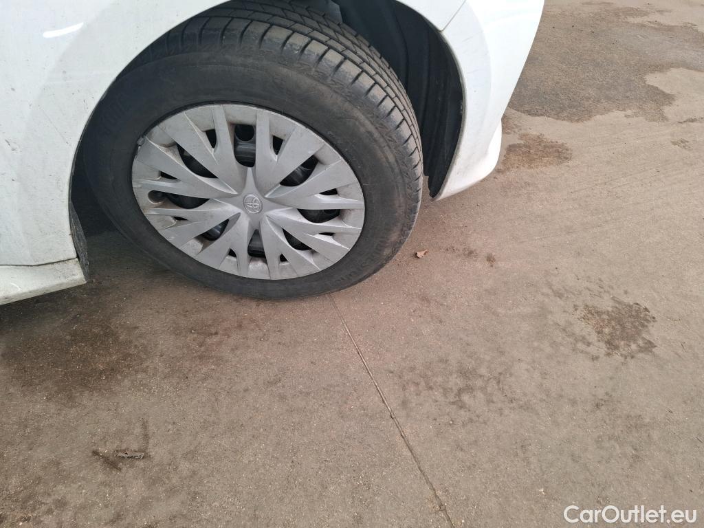  Toyota  Yaris TOYOTA  Hybride Affaires / 2019 / 5P / Berline / VU 1.5 Hybride 116h Dynamic Business Affair #12