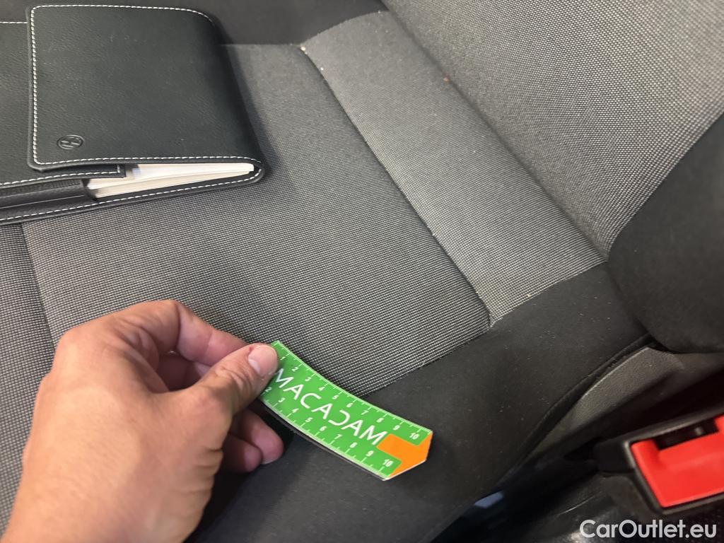  Volkswagen  Caddy VOLKSWAGEN  Van / 2015 / 4P / Fourgonnette 2.0 TDI 75 Business Line #7