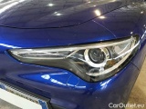  Alfa Romeo   STELVIO ALFA ROMEO / 2017 / 5P / SUV 2.2 TD 190 CV SUPER BUSINESS AT8 Q4 #26