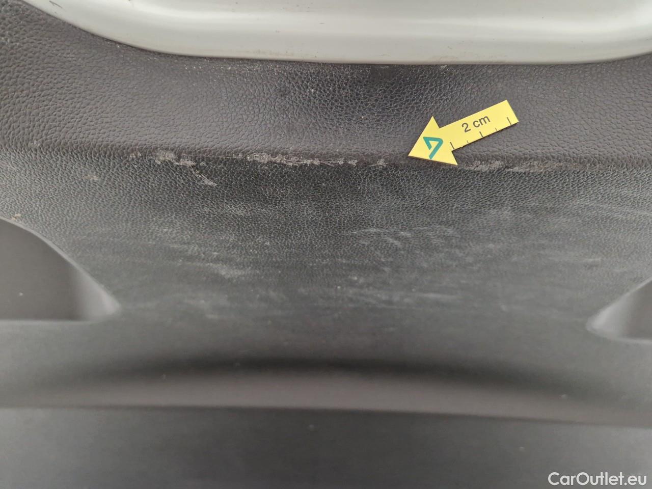  Dacia  Duster 1.5 Blue dCi 115CP Comfort 4WD #44