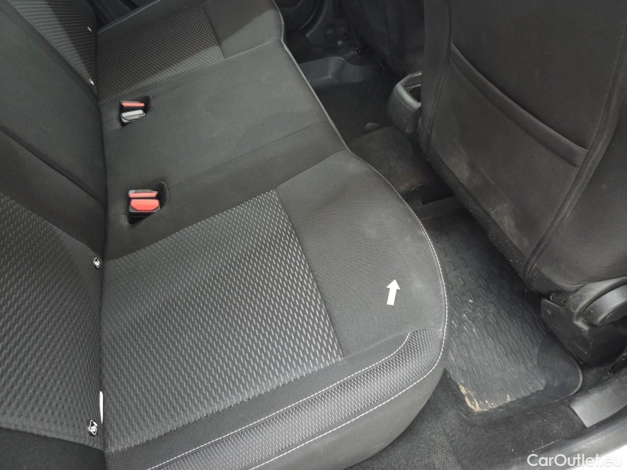  Dacia  Duster 1.5 Blue dCi 115CP Comfort 4WD #40